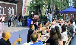 江油市网联会—助力会员企业2025明月集市龙虾啤酒节活动